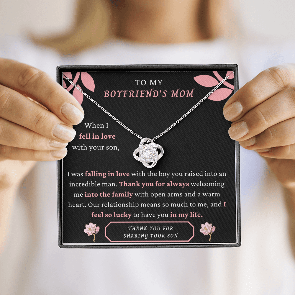 BOYFRIEND MOM LOVEKNOT NECKLACE